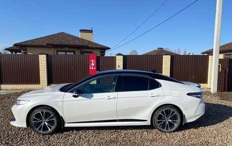 Toyota Camry, 2021 год, 3 290 000 рублей, 1 фотография