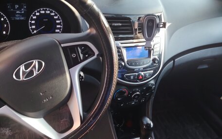 Hyundai Solaris II рестайлинг, 2012 год, 925 000 рублей, 4 фотография