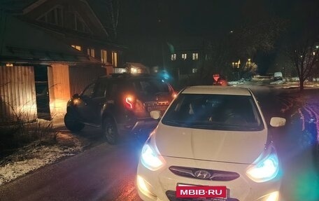 Hyundai Solaris II рестайлинг, 2012 год, 925 000 рублей, 2 фотография