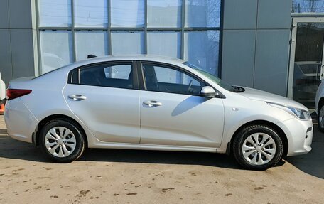 KIA Rio IV, 2017 год, 1 100 000 рублей, 4 фотография