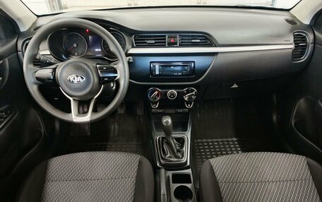 KIA Rio IV, 2017 год, 1 100 000 рублей, 11 фотография