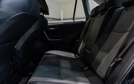 Toyota RAV4, 2025 год, 4 990 000 рублей, 21 фотография