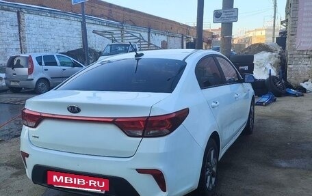 KIA Rio IV, 2020 год, 850 000 рублей, 2 фотография