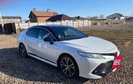 Toyota Camry, 2021 год, 3 290 000 рублей, 7 фотография