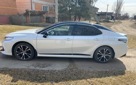 Toyota Camry, 2021 год, 3 290 000 рублей, 17 фотография