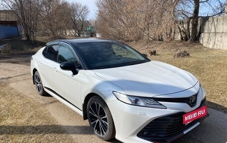 Toyota Camry, 2021 год, 3 290 000 рублей, 20 фотография