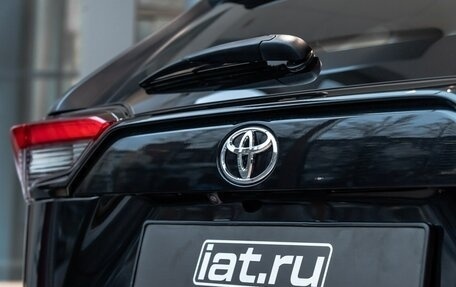 Toyota RAV4, 2025 год, 4 990 000 рублей, 8 фотография