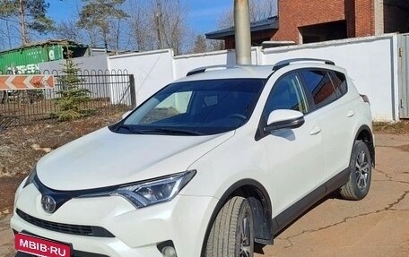 Toyota RAV4, 2016 год, 2 210 000 рублей, 1 фотография