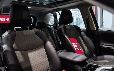 Toyota RAV4, 2025 год, 4 990 000 рублей, 20 фотография