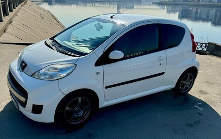 Peugeot 107 I рестайлинг, 2011 год, 630 000 рублей, 7 фотография
