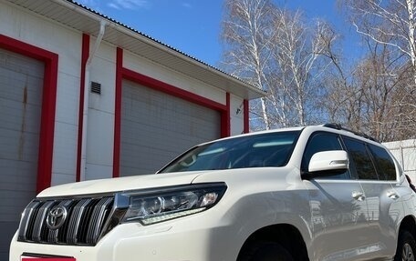 Toyota Land Cruiser Prado 150 рестайлинг 2, 2018 год, 5 700 000 рублей, 11 фотография