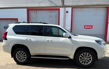 Toyota Land Cruiser Prado 150 рестайлинг 2, 2018 год, 5 700 000 рублей, 7 фотография