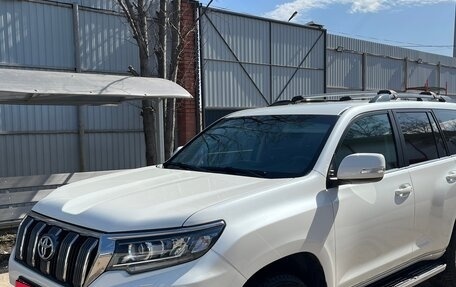 Toyota Land Cruiser Prado 150 рестайлинг 2, 2018 год, 5 700 000 рублей, 2 фотография