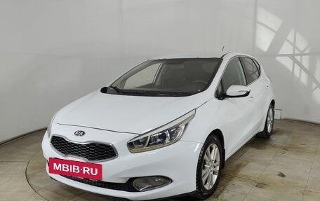 KIA cee'd III, 2014 год, 830 000 рублей, 3 фотография