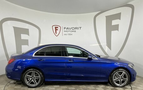 Mercedes-Benz C-Класс, 2019 год, 3 895 000 рублей, 4 фотография