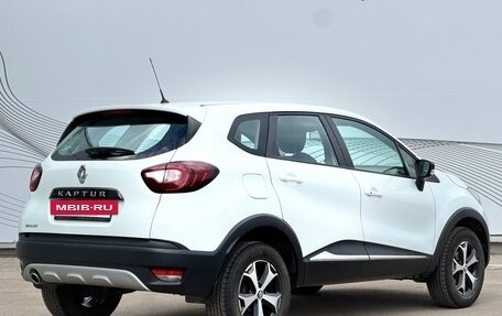 Renault Kaptur I рестайлинг, 2017 год, 1 427 000 рублей, 9 фотография