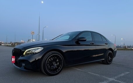 Mercedes-Benz C-Класс, 2018 год, 2 500 000 рублей, 1 фотография