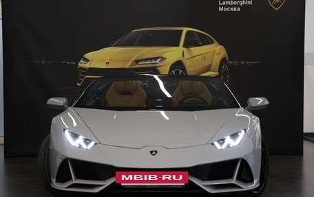 Lamborghini Huracán, 2023 год, 35 000 000 рублей, 2 фотография