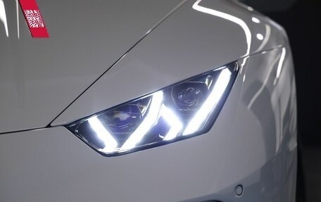 Lamborghini Huracán, 2023 год, 35 000 000 рублей, 9 фотография