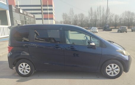 Honda Freed I, 2009 год, 1 100 000 рублей, 3 фотография