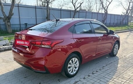 Hyundai Solaris II рестайлинг, 2017 год, 1 200 000 рублей, 3 фотография