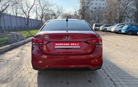 Hyundai Solaris II рестайлинг, 2017 год, 1 200 000 рублей, 4 фотография