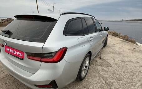 BMW 3 серия, 2020 год, 2 400 000 рублей, 11 фотография