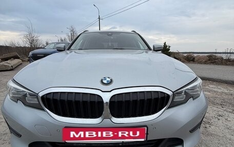 BMW 3 серия, 2020 год, 2 400 000 рублей, 7 фотография