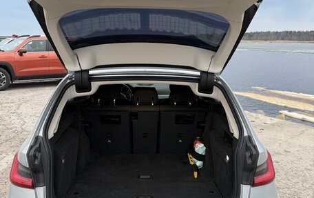 BMW 3 серия, 2020 год, 2 400 000 рублей, 14 фотография