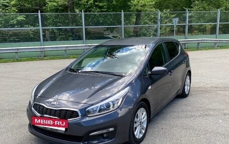 KIA cee'd III, 2016 год, 1 350 000 рублей, 2 фотография