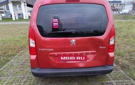 Peugeot Partner II рестайлинг 2, 2010 год, 629 000 рублей, 4 фотография