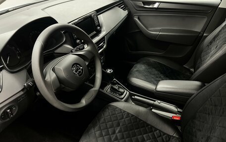 Skoda Rapid II, 2022 год, 1 797 000 рублей, 7 фотография