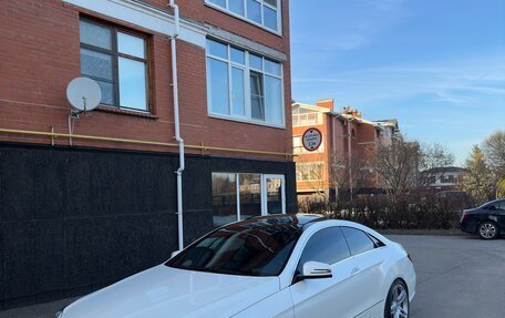 Mercedes-Benz E-Класс, 2010 год, 1 380 000 рублей, 1 фотография