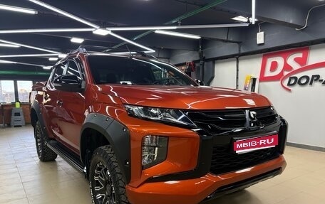 Mitsubishi L200 IV рестайлинг, 2019 год, 6 000 000 рублей, 1 фотография