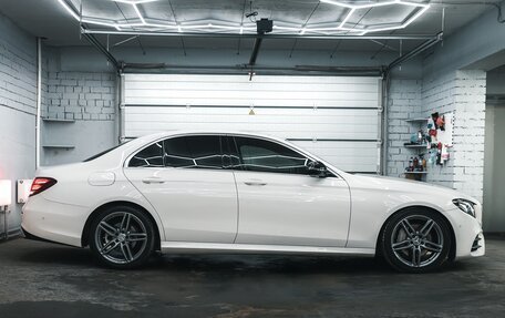 Mercedes-Benz E-Класс, 2016 год, 3 200 000 рублей, 2 фотография