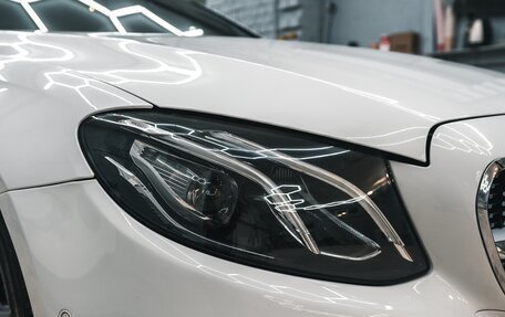 Mercedes-Benz E-Класс, 2016 год, 3 200 000 рублей, 10 фотография