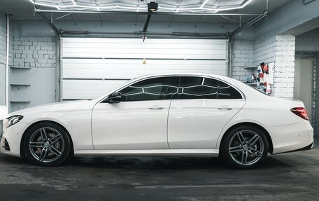 Mercedes-Benz E-Класс, 2016 год, 3 200 000 рублей, 6 фотография