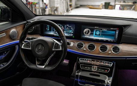 Mercedes-Benz E-Класс, 2016 год, 3 200 000 рублей, 16 фотография