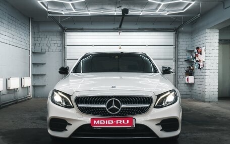 Mercedes-Benz E-Класс, 2016 год, 3 200 000 рублей, 8 фотография