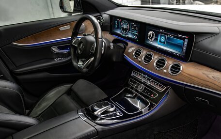 Mercedes-Benz E-Класс, 2016 год, 3 200 000 рублей, 19 фотография