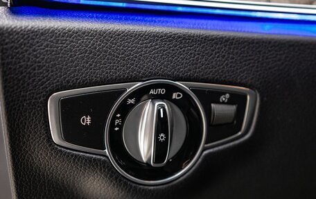 Mercedes-Benz E-Класс, 2016 год, 3 200 000 рублей, 29 фотография