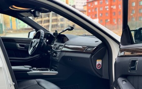 Mercedes-Benz E-Класс, 2012 год, 1 900 000 рублей, 7 фотография