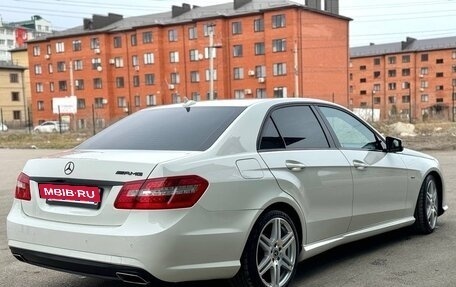 Mercedes-Benz E-Класс, 2012 год, 1 900 000 рублей, 6 фотография