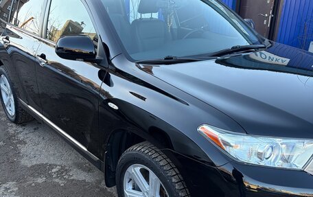 Toyota Highlander III, 2012 год, 2 900 000 рублей, 2 фотография