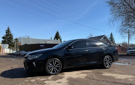 Toyota Camry, 2018 год, 2 080 000 рублей, 4 фотография