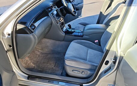 Toyota Crown, 2004 год, 1 800 000 рублей, 17 фотография