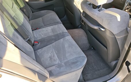 Toyota Crown, 2004 год, 1 800 000 рублей, 21 фотография