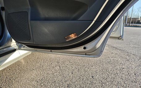 Toyota Crown, 2004 год, 1 800 000 рублей, 23 фотография