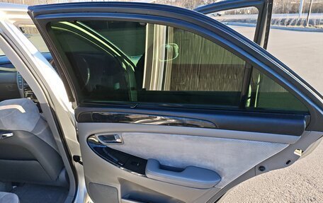 Toyota Crown, 2004 год, 1 800 000 рублей, 22 фотография