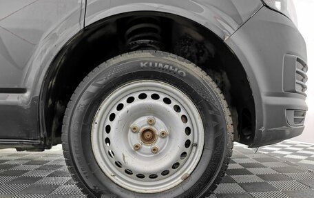 Volkswagen Caravelle T6 рестайлинг, 2018 год, 2 455 000 рублей, 9 фотография